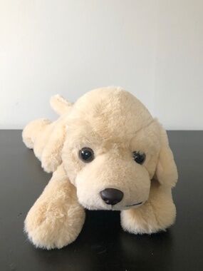 FAO Schwarz plush adorable Labrador soft puppy, designed in a classic floppy